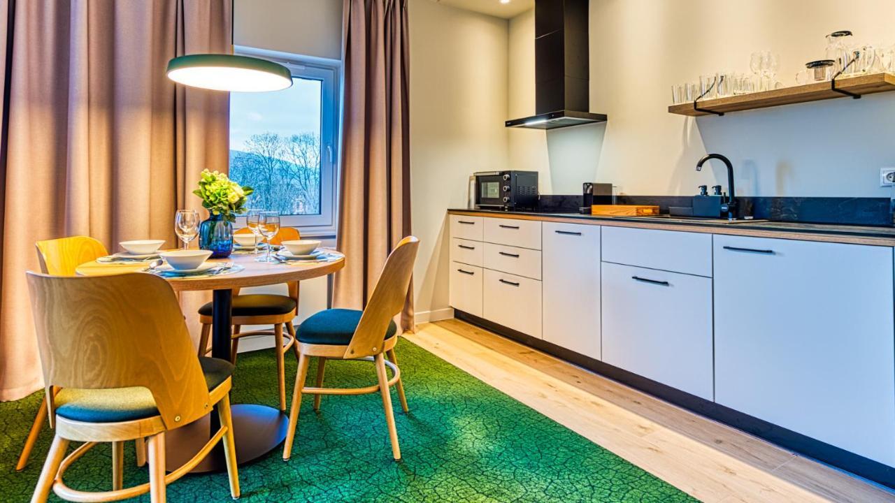 Apartamenty Vip Centrum - Wczasowa 17 By Royal Aparts Świeradów-Zdrój Buitenkant foto